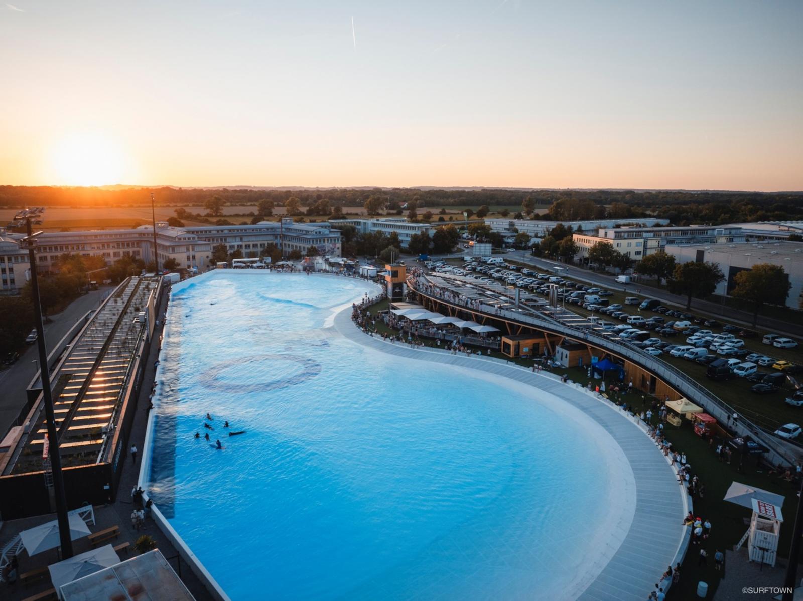 P-ID:2631-Surftown Hallbergmoos, Deutschland