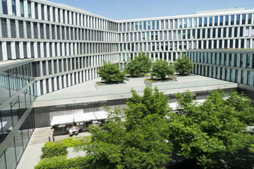 Allianz- Building