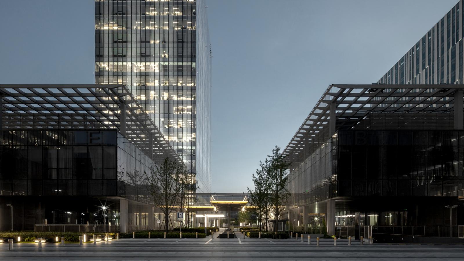 P-ID:78-Land Rover Regional Offices, Shanghai, China
