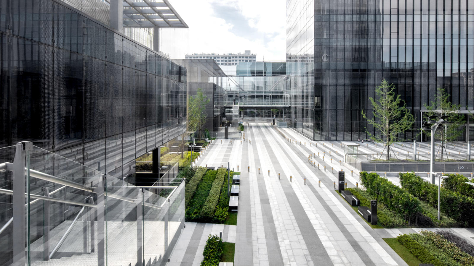 P-ID:78-Land Rover Regional Offices, Shanghai, China